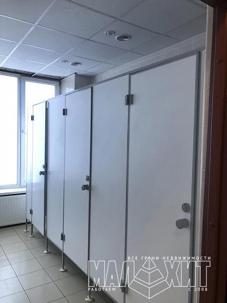 Офис 1430 м2 в Бизнес центре класса "В" Офис 1430 м2 в Бизнес центре класса "В"