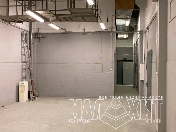 ул. Обручевых 7 - Производство 495 м2