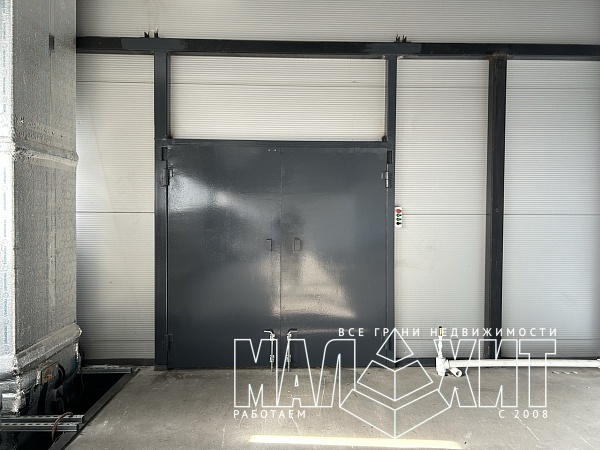 Малое Карлино Пушкинское шоссе 44 - Фасадное универсальное помещение 900 м²