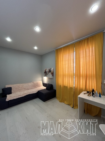 ЖК Питер, улица Типанова 23 - Аренда 2к квартиры 60 м²