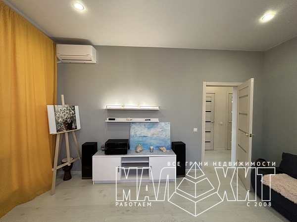 ЖК Питер, улица Типанова 23 - Аренда 2к квартиры 60 м²