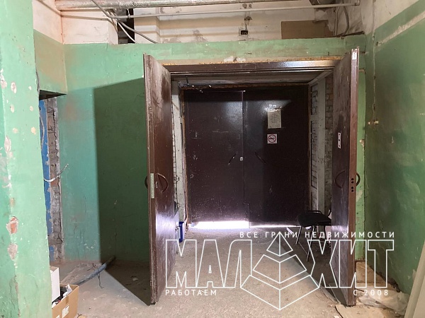 ул. Обручевых 7 - Производство 495 м2