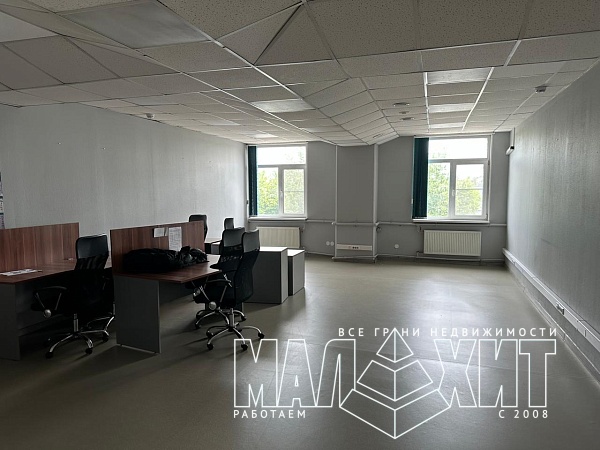 Производственное здание 9342 м² ул. Салова, 56 Производственное здание 9342 м² ул. Салова, 56