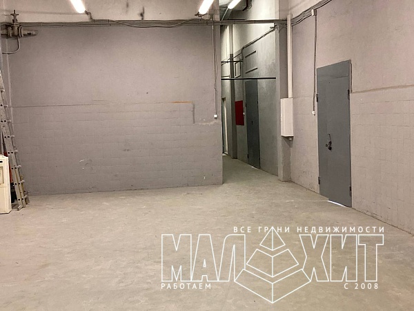 ул. Обручевых 7 - Производство 495 м2