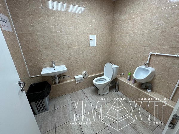 Производственное здание 9342 м² ул. Салова, 56 Производственное здание 9342 м² ул. Салова, 56
