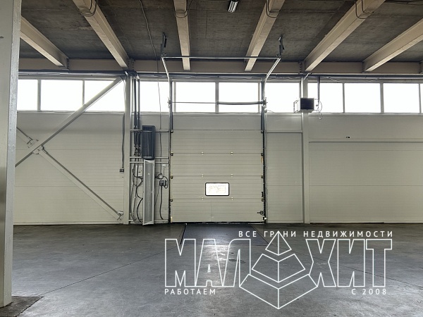 Малое Карлино Пушкинское шоссе 44 - Склад 961 м².